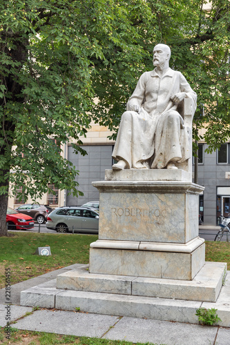 Robert Koch monument in Berlin, Germany. © Panama