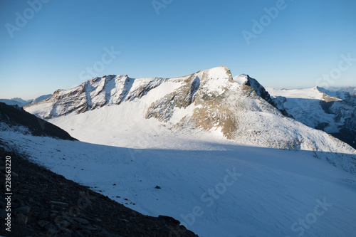 autumn hike to grosses Wiesbachhorn in glocknergruppe  hohe tauern in austria