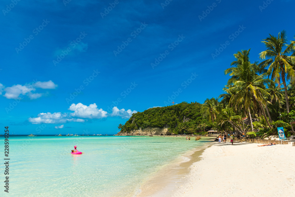 Obraz premium View of the sandy beach, Boracay, Philippines. Copy space for text.