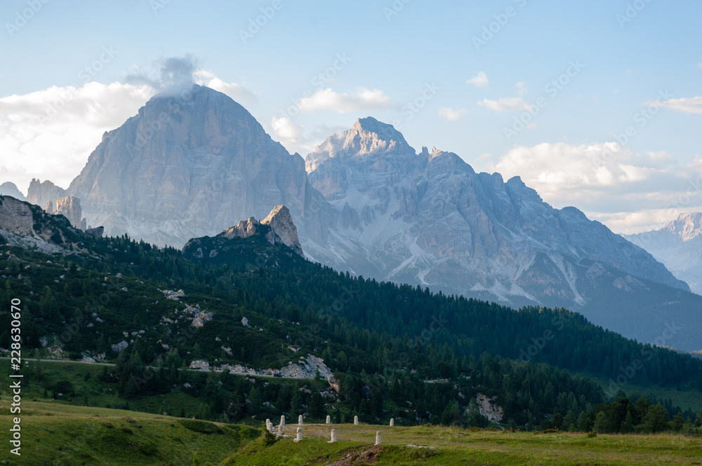 Fototapeta premium Impression of the Rugged Alpine Mountains in the Italian Dolomites on a beatiful Summer's Afternoon.