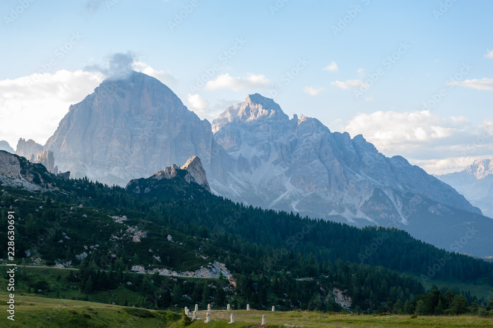 Fototapeta premium Impression of the Rugged Alpine Mountains in the Italian Dolomites on a beatiful Summer's Afternoon.