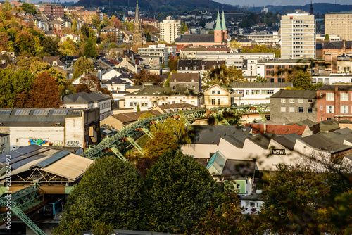 Wuppertal Elberfeld und Arrenberg mit Schwebebahn
