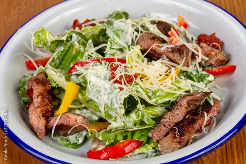 Griiled beef steak salad