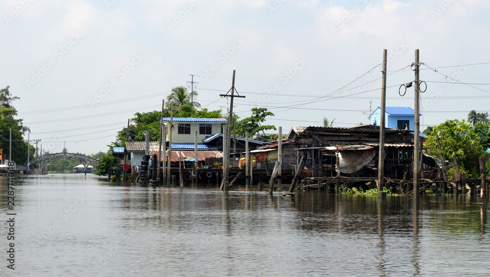 bangkok thailande maison sur pilotis