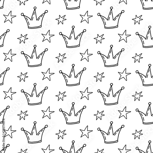Fairy tale princess seamless pattern with hand drawn doodle crowns