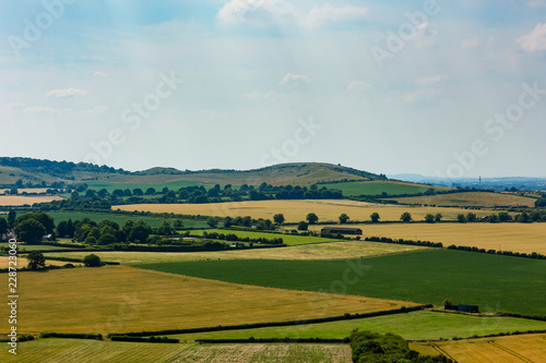 UK weather, Bedfordshire. Blue skies and rich colours in the view towards Ivinghoe Beacon on a sunny day near Whipsnade Zoo. photo