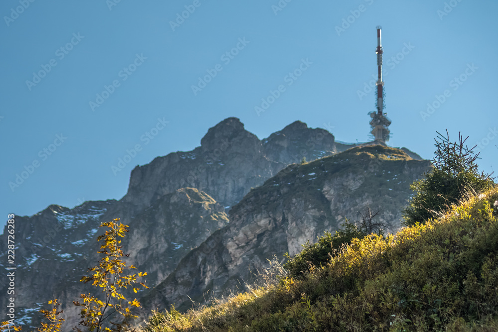 Obraz premium Beautiful alpine view at Harschbichl summit - Tyrol - Austria