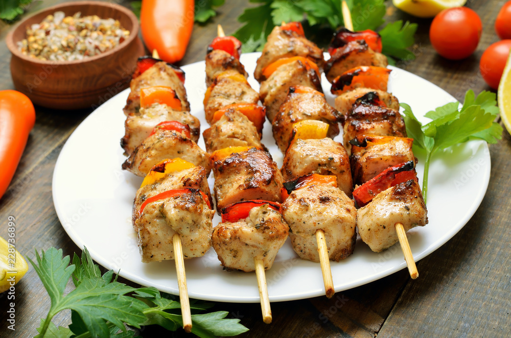 Appetizing chicken kebab with bell pepper Appetizing chicken kebab with bell pepper