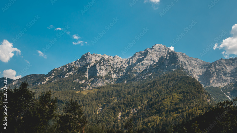 Fototapeta premium Beautiful alpine view at the Pillersee - Tyrol - Austria