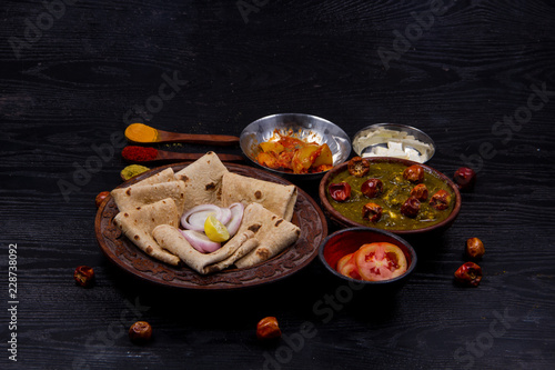 indian traditional palak paneer 