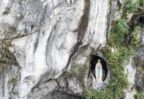 Wallpaper Mural Sanctuary of Lourdes in France