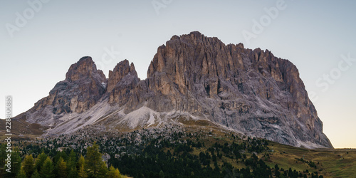 Langkofel und Plattkofel bei Sonnenuntergang