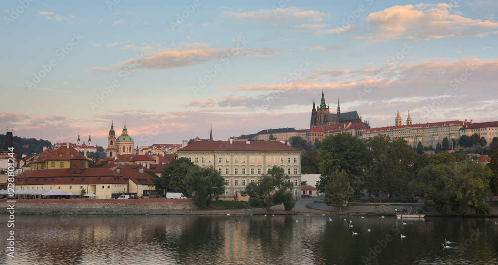 Fototapeta premium View of colorful old town and Prague castle with river Vltava, Czech Republic