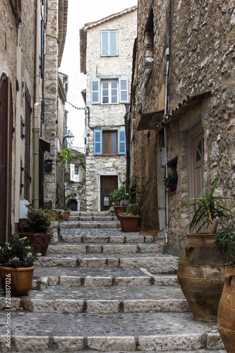 small pedestrian alley on Saint Paul De Vence, France © greta gabaglio