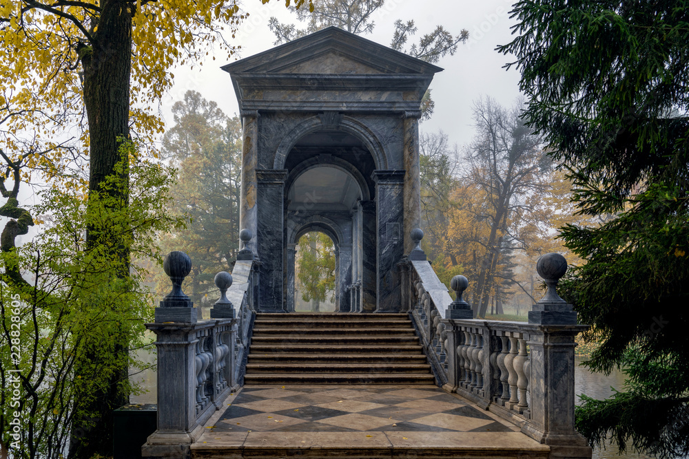 Obraz premium Catherine park in Pushkin, Tsarskoye Selo, Saint Petersburg, Russia, October 2018