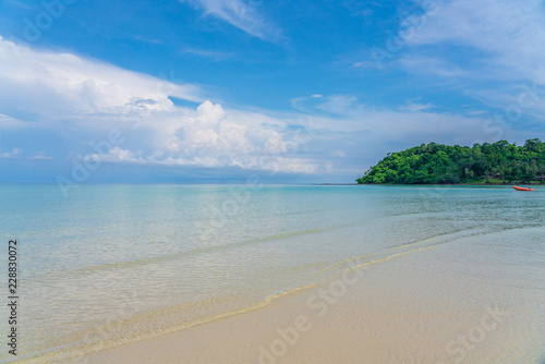 Fototapeta Naklejka Na Ścianę i Meble -  Beautiful Tropical Beach blue ocean background Summer view Sunshine at Sand and Sea Asia Beach Thailand Destinations 