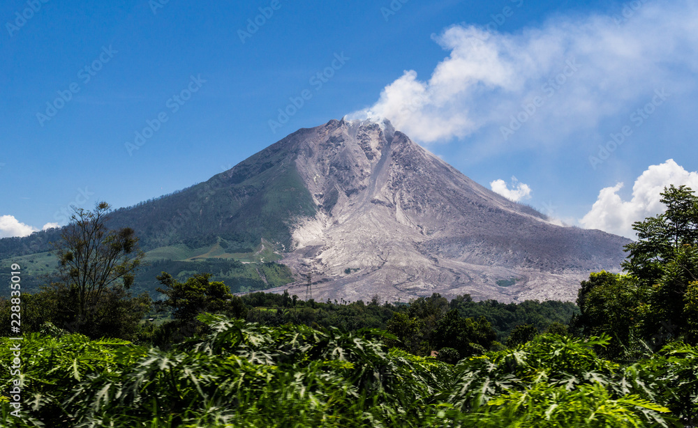 Fototapeta premium Wulkan w Indonezji