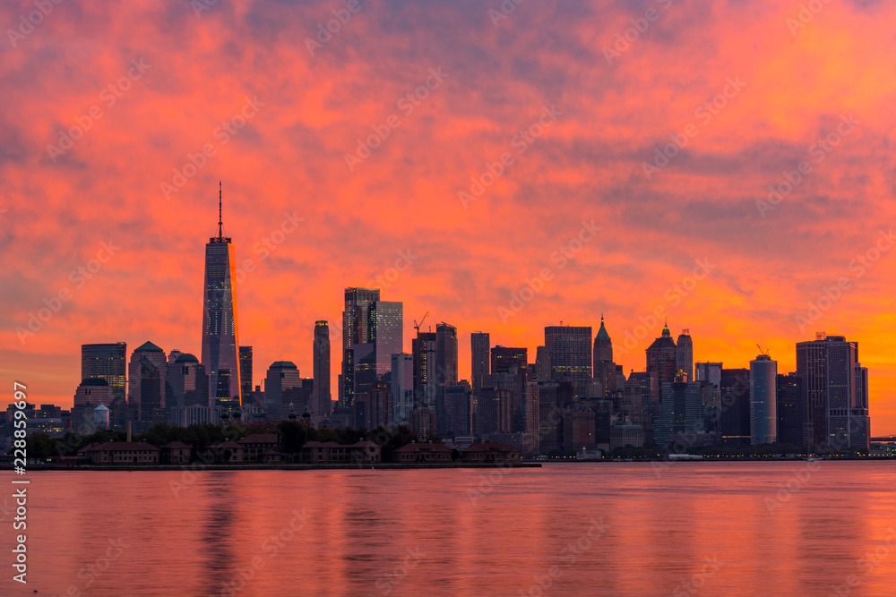 background,sun,tourism,landscape,new york city,sunrise,view,modern,tower,water,travel,downtown,building,timelapse,new,york,city,skyline,manhattan,river,cityscape,panorama,nyc,office,usa,sky,night,morn