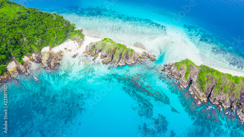 Fototapeta Naklejka Na Ścianę i Meble -  Aerial view  beautiful tropical white sand beach and snorkel point at Cockburn Island, Andaman sea, Ranong, Myanmar.