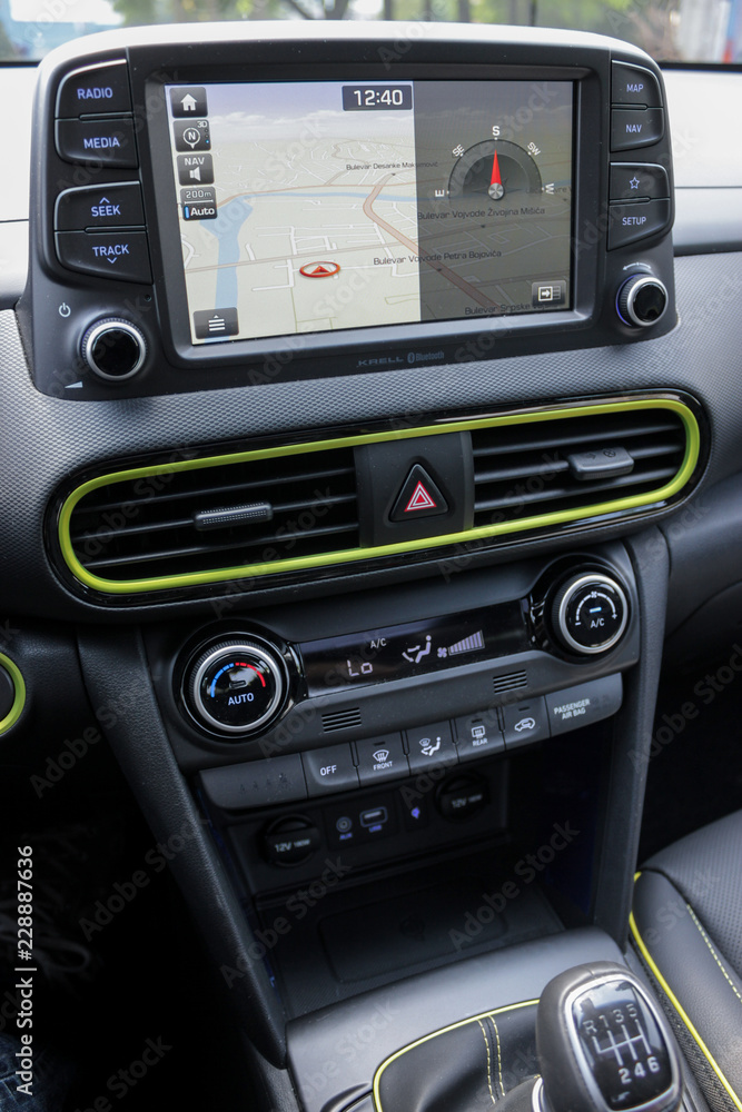 air conditioner command buttons and infotainment system gps air conditioner command buttons and infotainment system gps