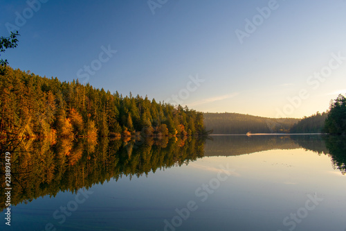 Fototapeta Naklejka Na Ścianę i Meble -  A Serene Fall Day At Pass Lake