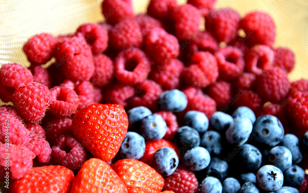 3 kind mixed berry raspberry blueberry strawberry 3 kind mixed berry raspberry blueberry strawberry