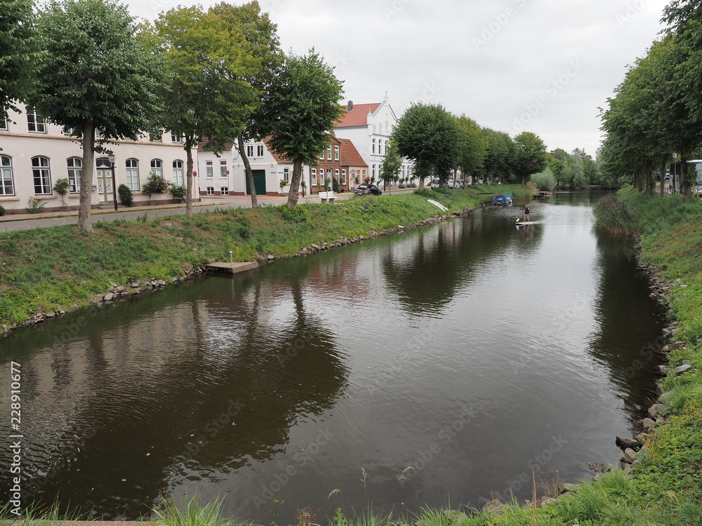 Stadt Friedrichstadt - liegt zwischen den Flüssen Eider und Treene im Kreis Nordfriesland in Schleswig-Holstein 
