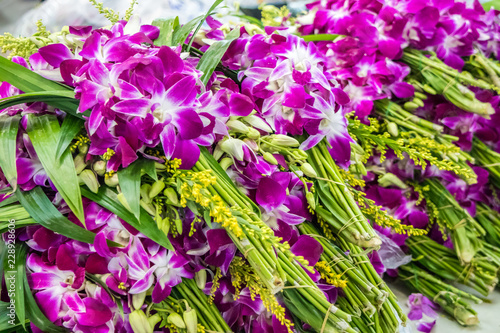 Canvas Print Bunches of purple orchids