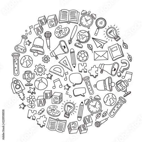 Set of hand drawn kid learning doodles shaped in circle : Vector Illustration