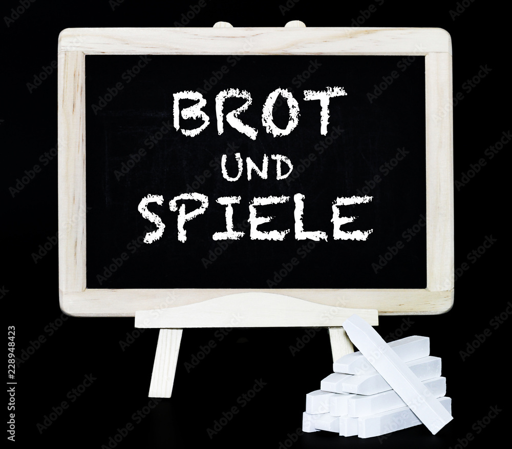 Brot und Spiele