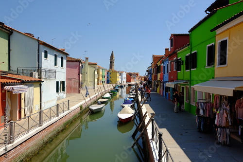 Venedig Insel Burano, bunte Häuser und Kanal © Florian