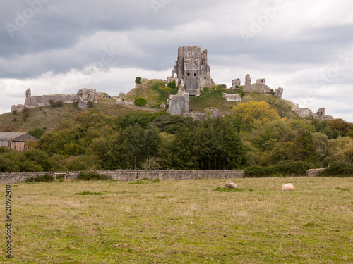 corfe castle daylight clouds sky castle ruins medieval dorset south summer green building old