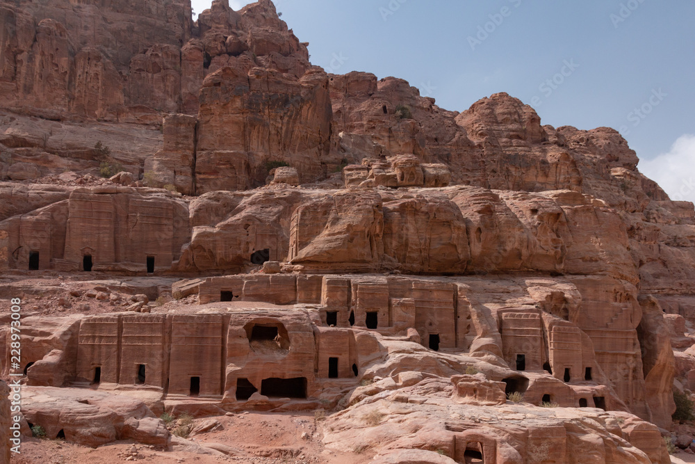 Höhlen in der Unesco Weltkulturerbestadt Petra, Jordanien