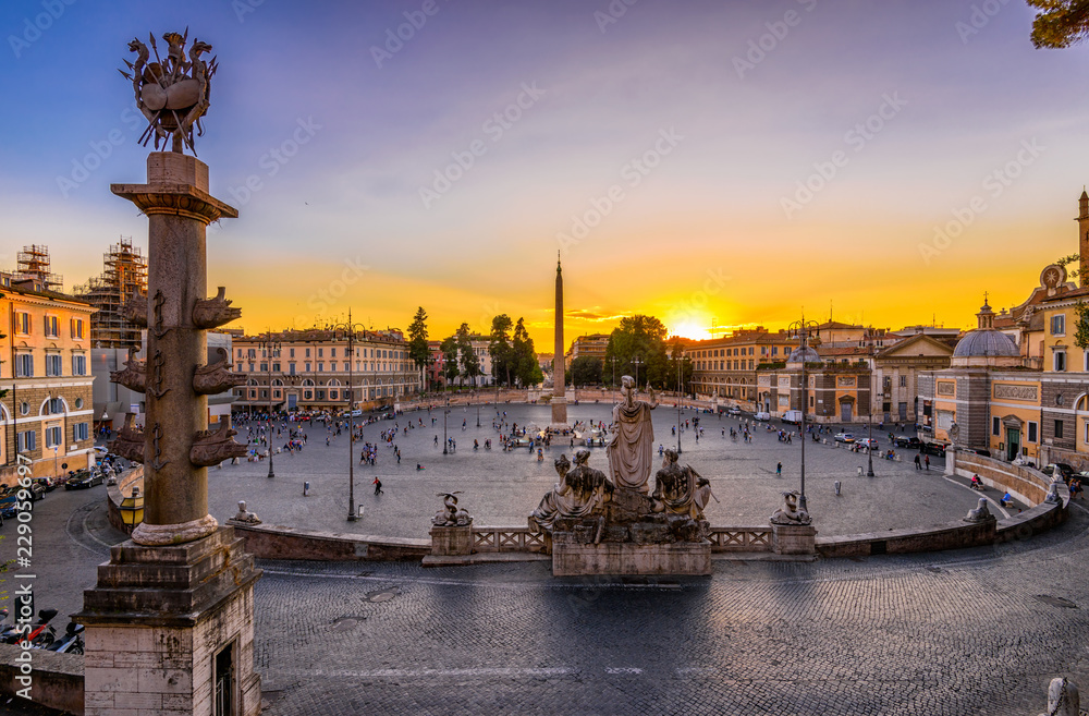 Fototapeta premium Sunset view of Piazza del Popolo (People's Square) in Rome, Italy