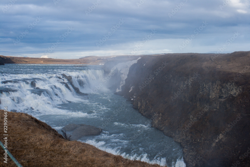 Fototapeta premium waterfall in iceland