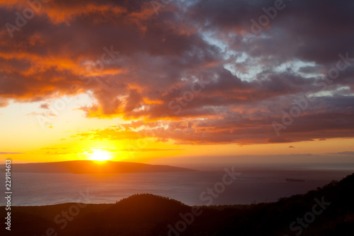 South Maui Sunset, Hawaii © IndustryAndTravel