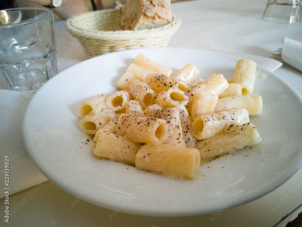 Pasta Cacio e Pepe,