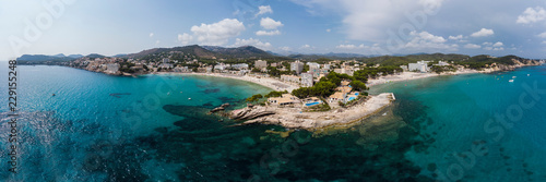 Luftaufnahme, Hotels und Strände bei Peguera und Cala Fornels, Costa de la Calma, Region Calvia, Mallorca, Balearen, Spanien