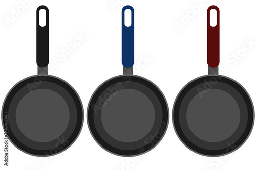 Sartenes sobre fondo blanco.