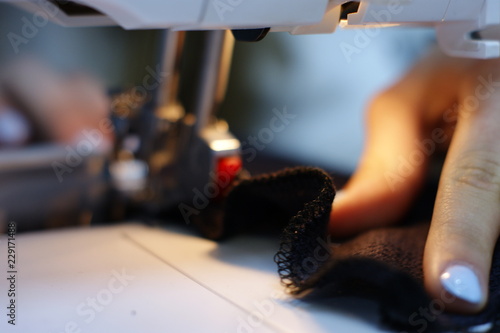 Processing seam on the serger photo