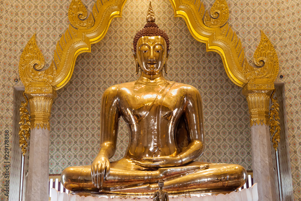 The Golden Buddha at Wat Traimit