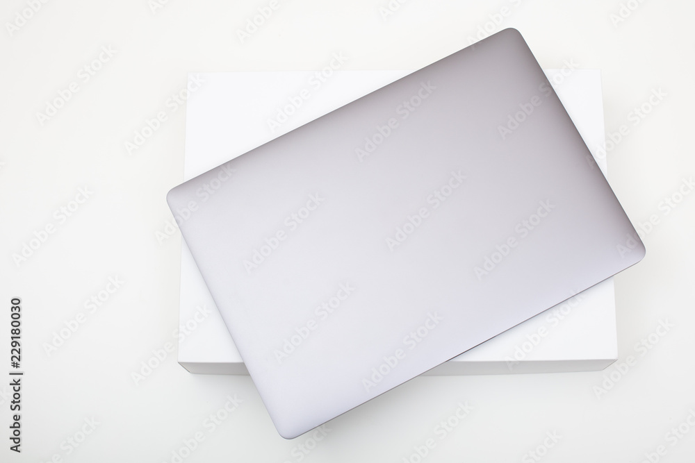 New high-speed thin grey aluminum laptop computer notebook New high-speed thin grey aluminum laptop computer notebook