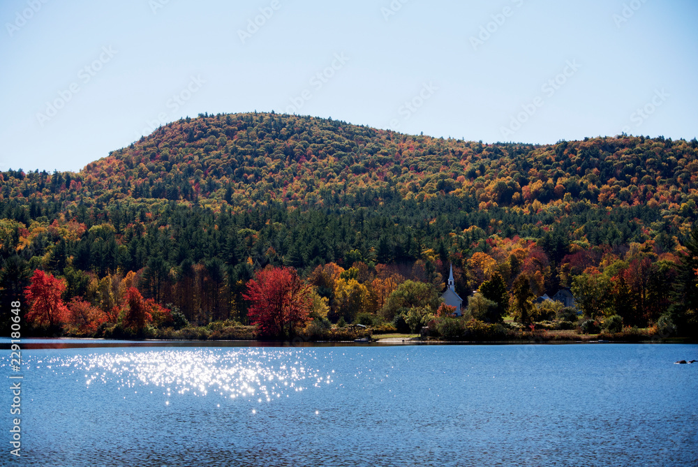 Obraz premium White Church in NH