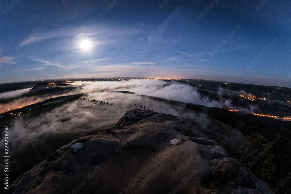 Elbsanstein Gebierge in der Sächsischen Schweiz Elbsanstein Gebierge in der Sächsischen Schweiz