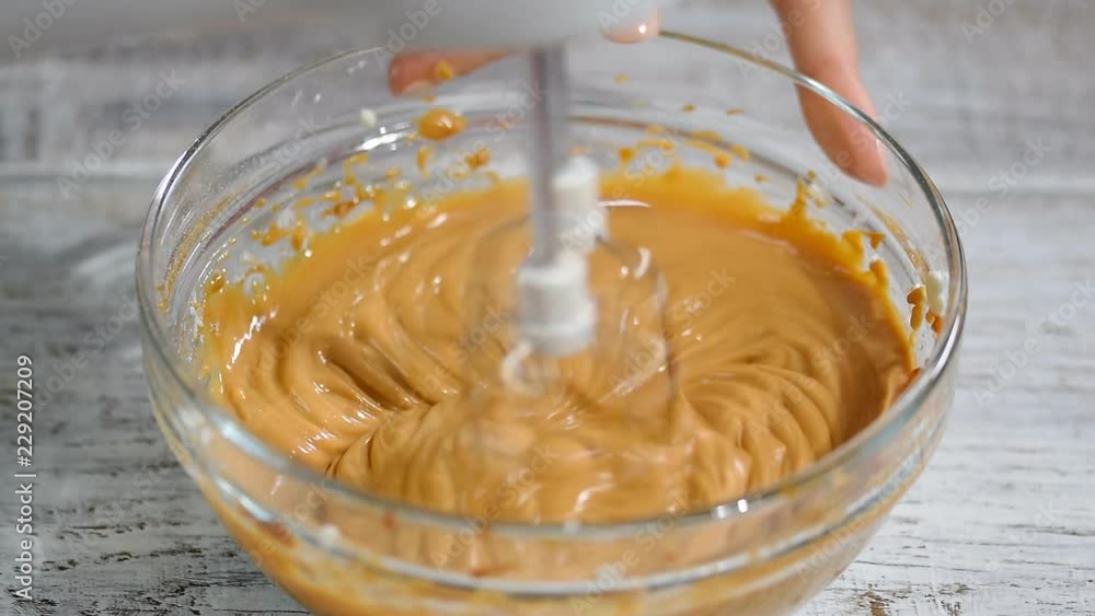 Beat with a mixer caramel cream. Beat with a mixer caramel cream.
