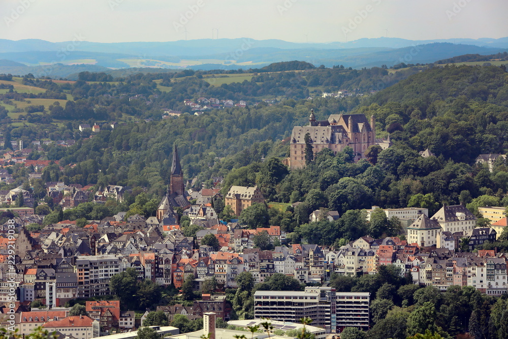 Marburg Stadtansicht mit Schloß und Elisabethkirche