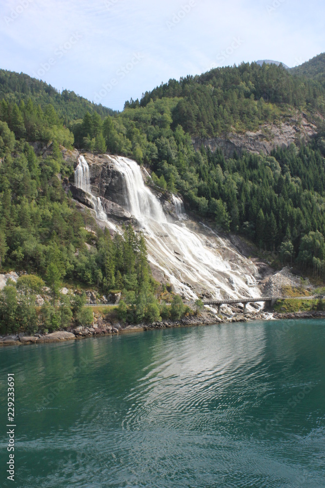 Furebergsfossen, Mauranger Fjord, Norway Furebergsfossen, Mauranger Fjord, Norway
