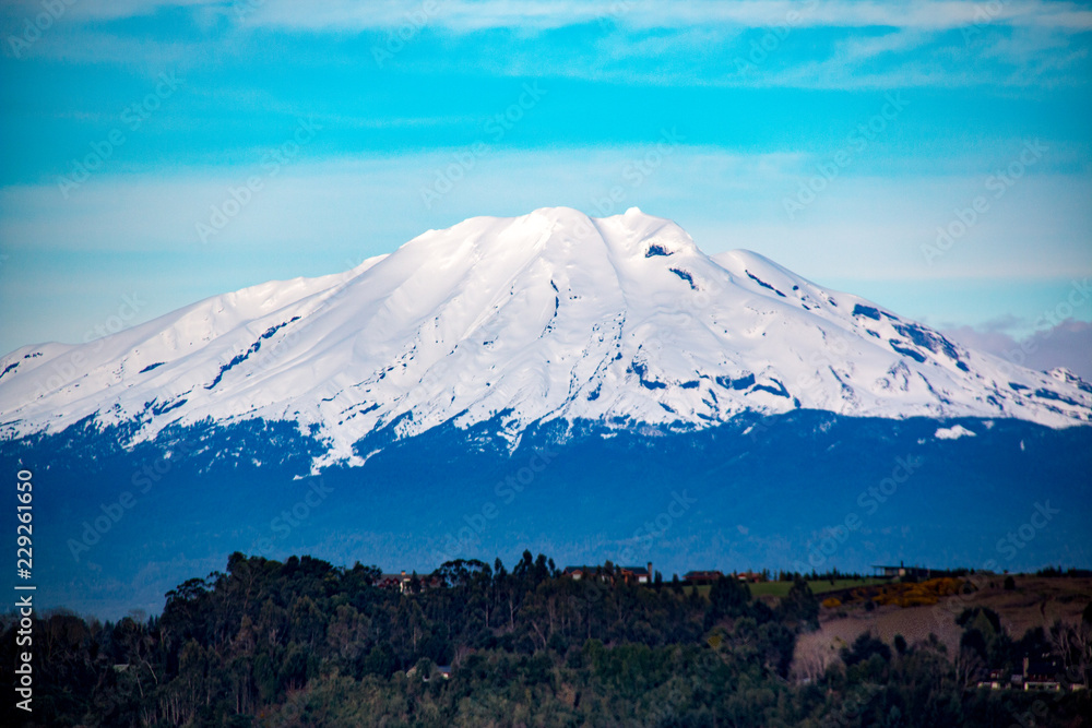 Hermosos volcanes de la Cordillera de los Andes Chile