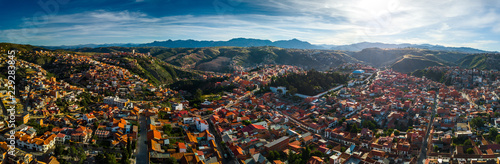 Φωτογραφία Aerial panorama of the city of Sucre at sunset. Bolivia