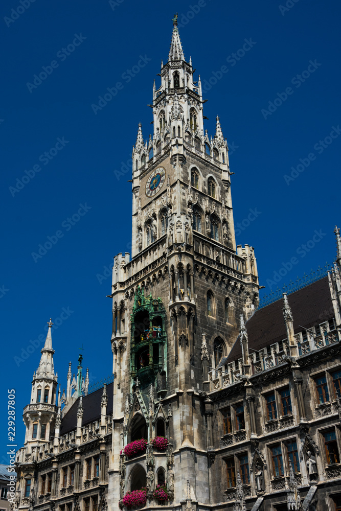 New Town Hall (Neues Rathaus) with the Rathaus Glockenspiel. Neogothic building at Mary's Square (Marienplatz). Munich, Germany